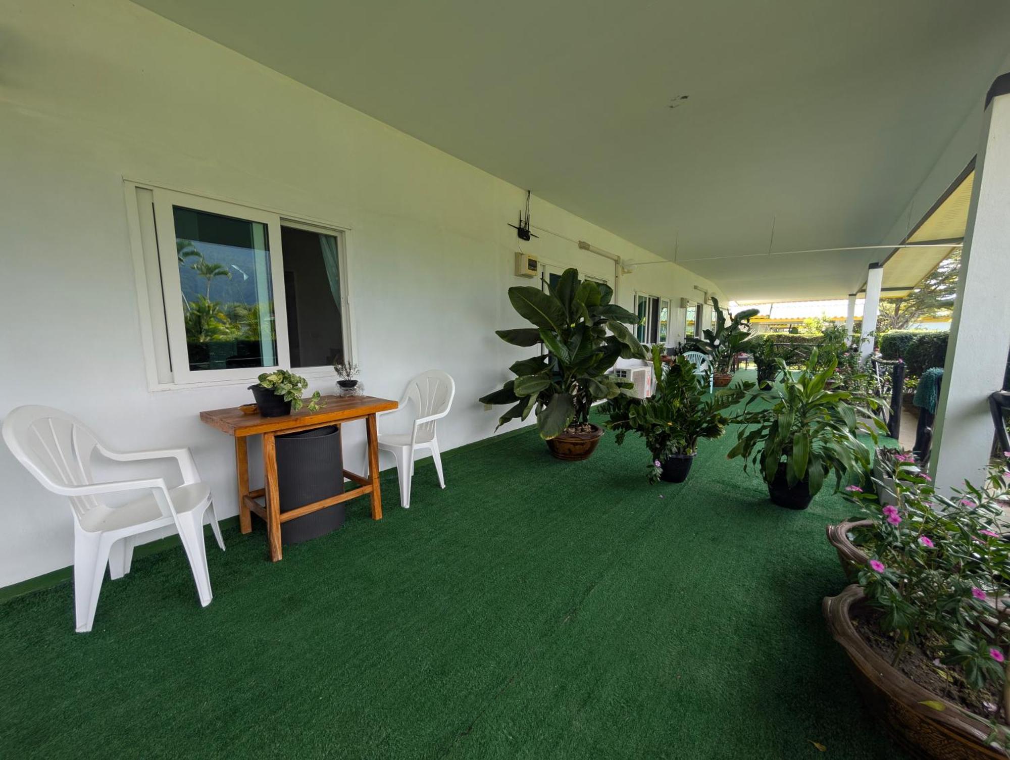 Tao Life Center Hotel Ban Mae Khon Exterior photo
